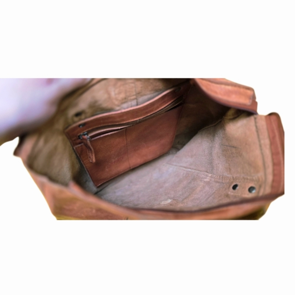 Beautiful *Vilenca Holland Olivia Woven Accent Cognac Leather Shoulder Bag - Picture 8 of 9